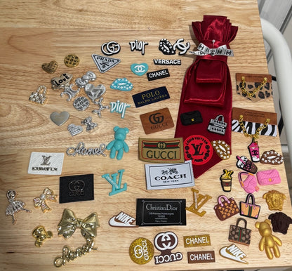 20+ Tie, Trucker Hat & Sock Accessory Kit